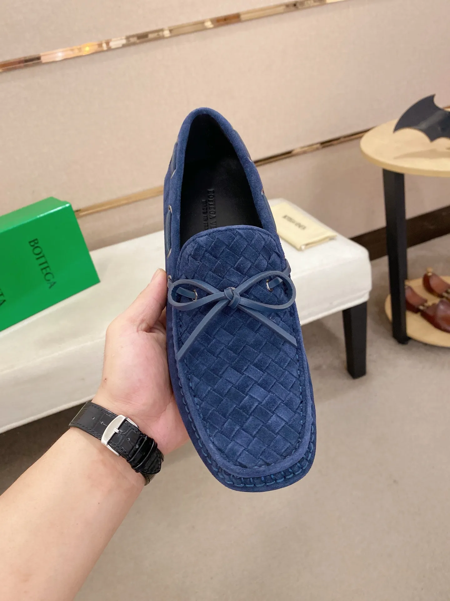 Men's shoes 💰 400💰 (Niu Li + Niu Pad) [BV] latest hot style‼ ️Casual men's shoes, uppers imported deer pattern first-layer cowhide ➕Full imported cowhide lining✔️Exquisite workmanship, excellent foot feel, special rubber soles✔️, cool and fashionable, the latest fashion, fashionable outsole, hurry up. Code number: 38-44 (can be customized to 37.45, non-refundable)
